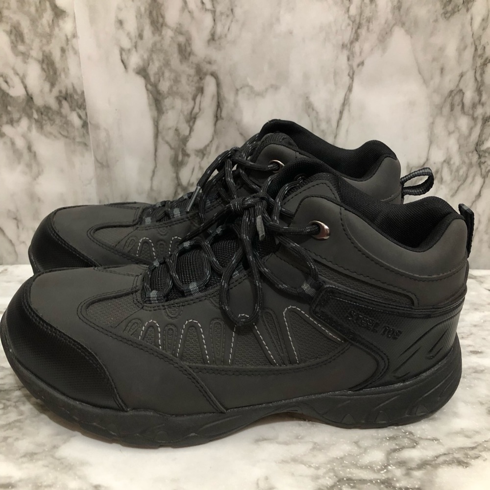 Tres safe slip resistant shoes dark gray size 8